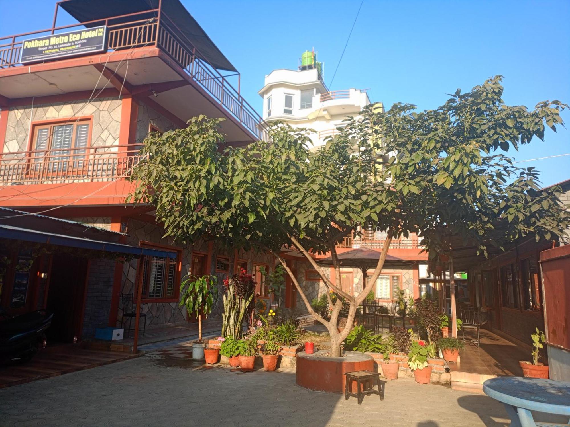 Pokhara Metro Eco Hotel Eksteriør billede