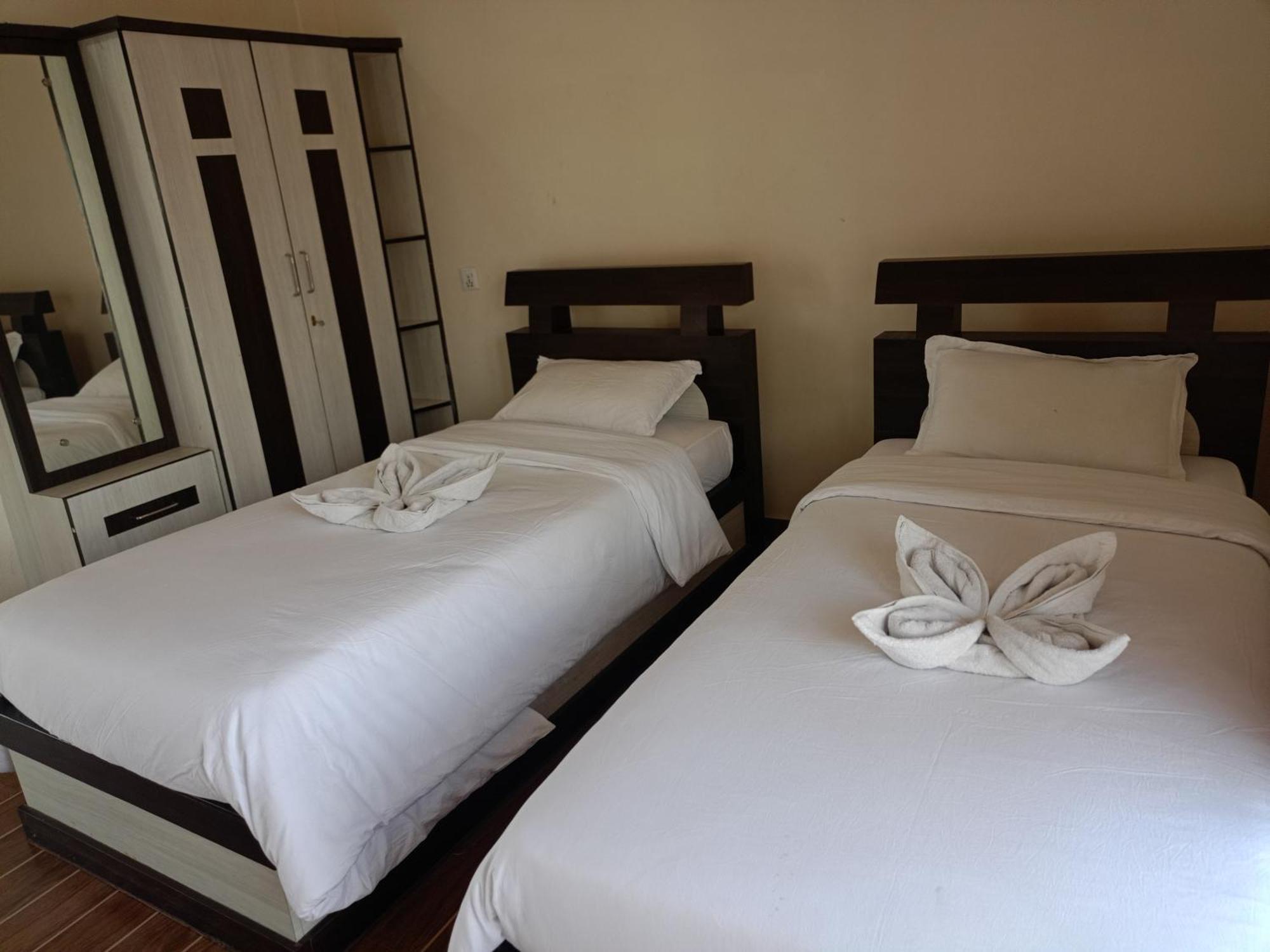 Pokhara Metro Eco Hotel Eksteriør billede