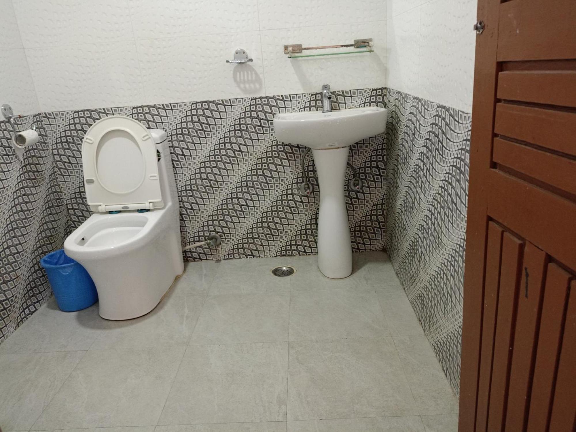 Pokhara Metro Eco Hotel Eksteriør billede