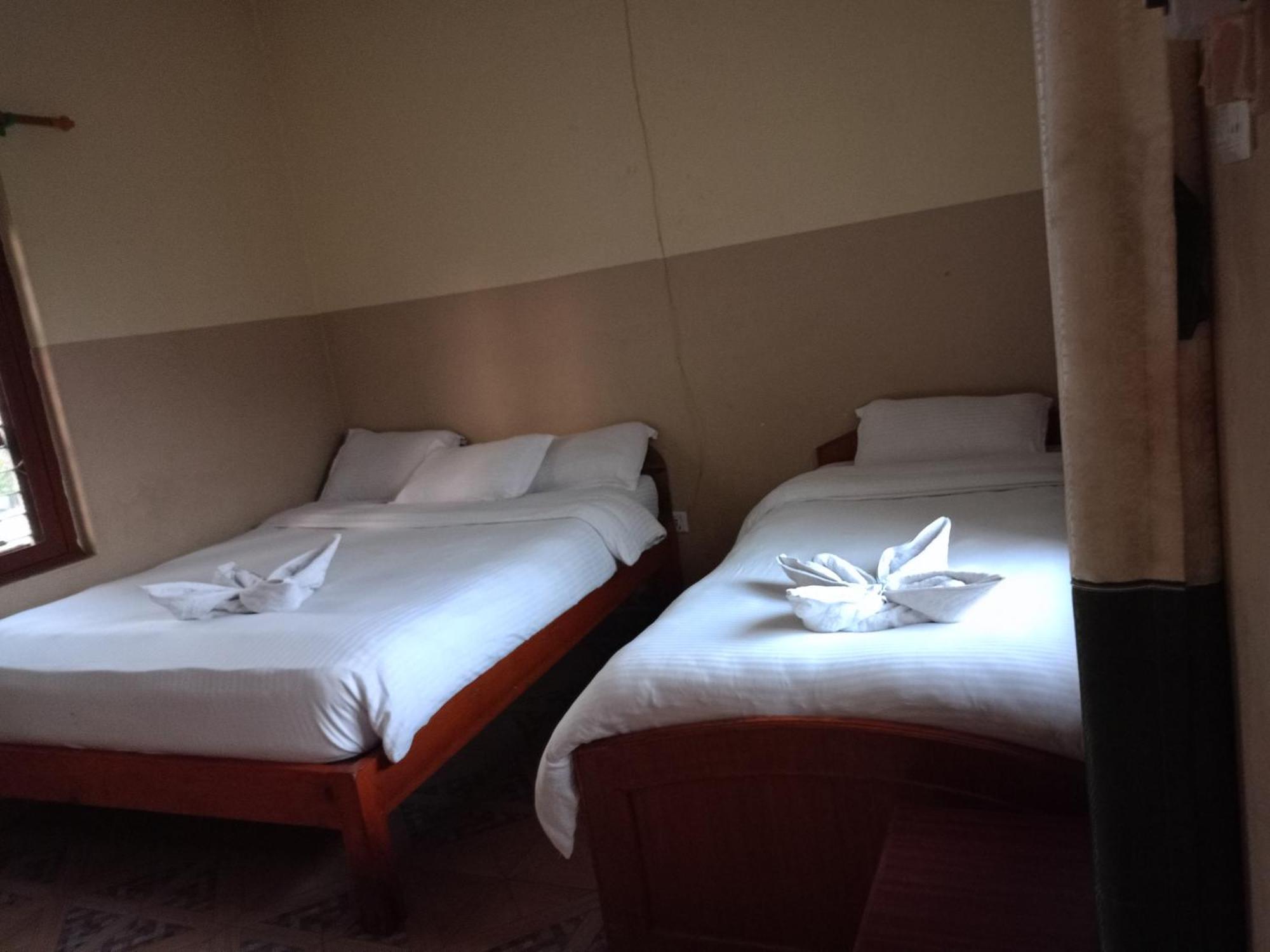 Pokhara Metro Eco Hotel Værelse billede