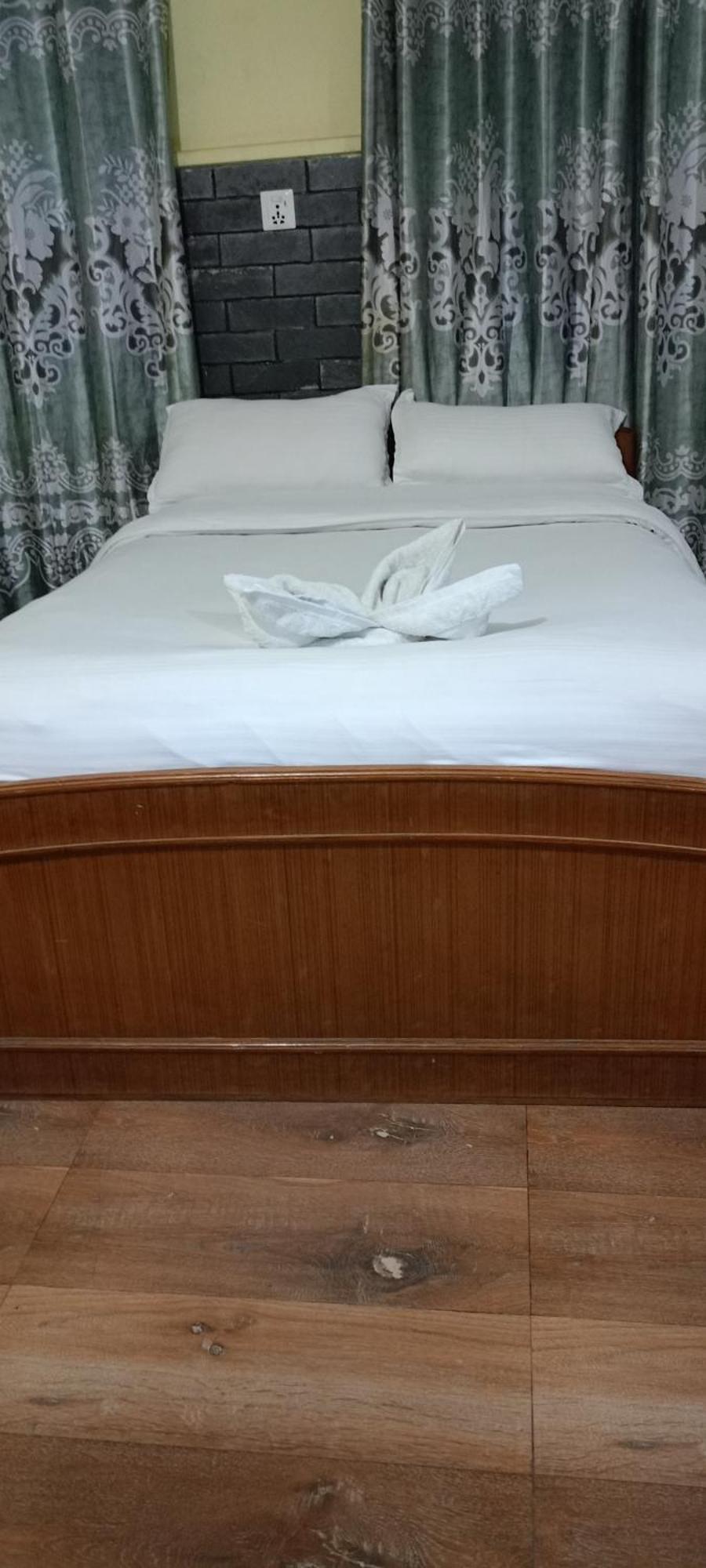 Pokhara Metro Eco Hotel Eksteriør billede